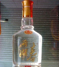 品味兩湖春 五糧液系列52度精品白酒的醇香之旅